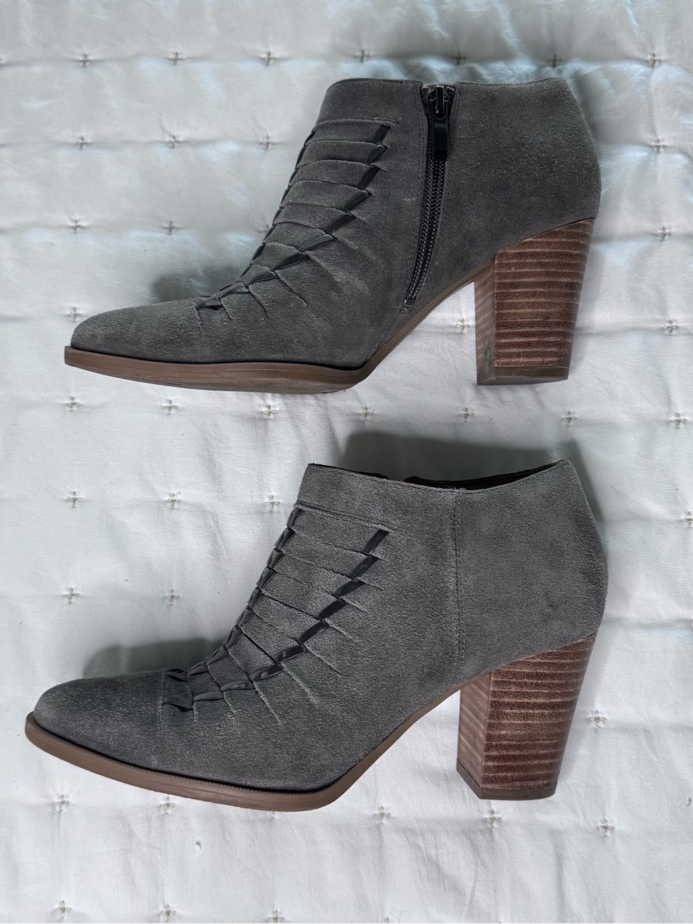 Franco Sarto Grey Suede Leather Short Boots/Booties Ankle Size 8